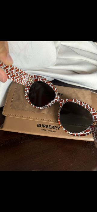 Burberry слънчеви очила