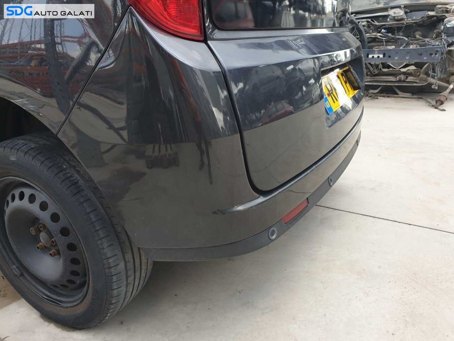 Bara Spoiler Spate cu Locas Pentru Senzori de Parcare cu Imperfectiuni Fiat Doblo 2 2009 - 2015 Culoare Negru [Q4796]