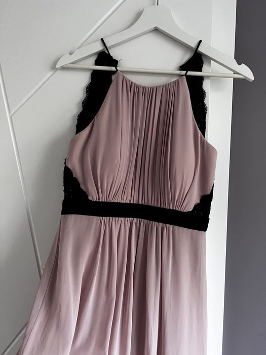 Официална рокля в цвят пепел от рози