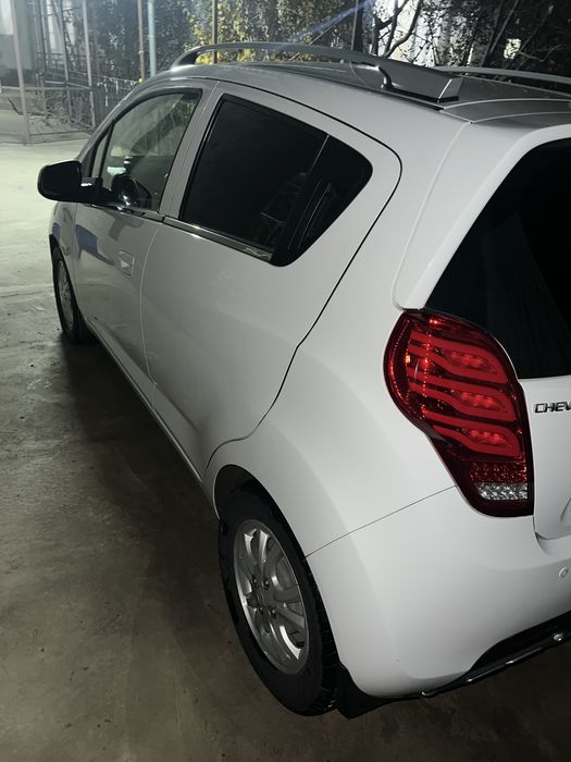 Спарк наварот сотилади. 2017 йил