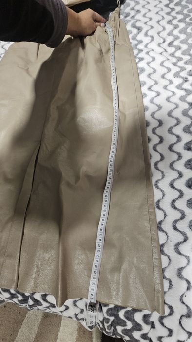 Costum de piele vintage crem bej sacou si fusta lunga M 38
