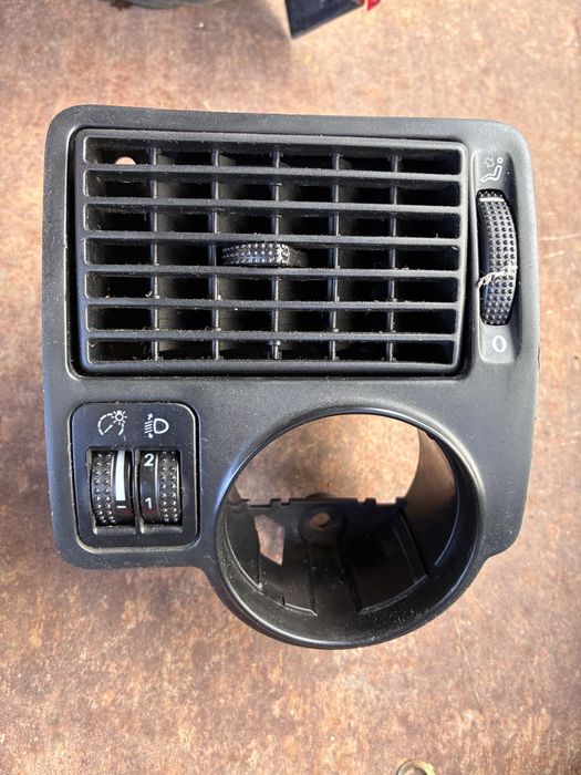 Volkswagen Golf IV (2000 г.) НА ЧАСТИ