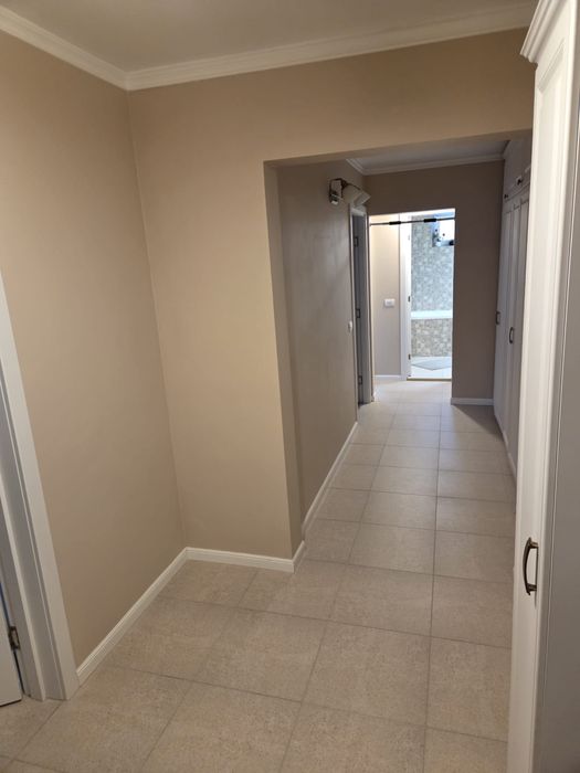 Inchiriez apartament 3 camere