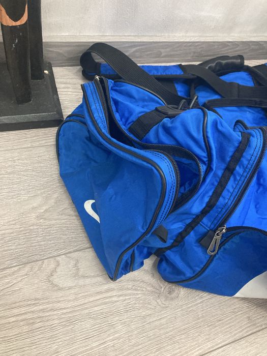 Тенис сак Nike  ,сак за дрехи Nike 80см