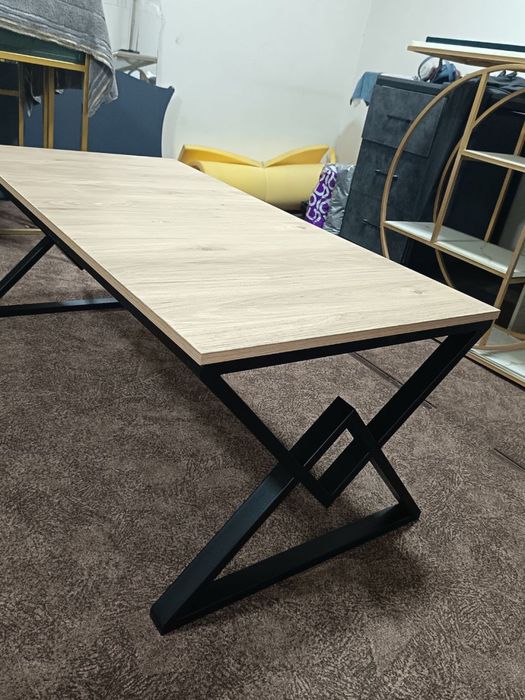 Offis va xonadonlar uchun loft mebel