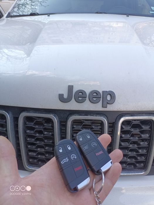 Обучение на автомобилни ключове за JEEP GRAND CHEROKEE