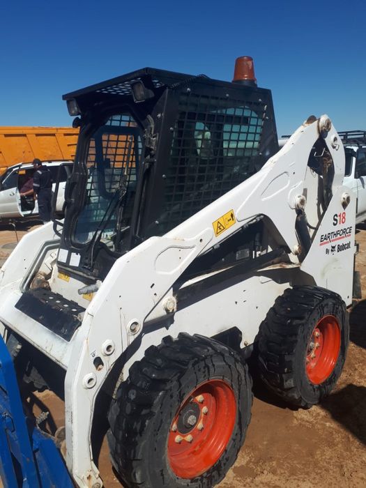 Bobcat Мини погрузчик в аренду