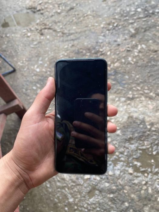 Realmi7i 128/4 holati yaxshi