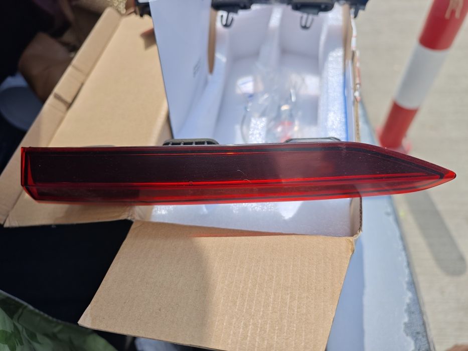 Lampa led spate Volkswagen ID.3 cod 10A 945 308 R, 18580 F, originale.
