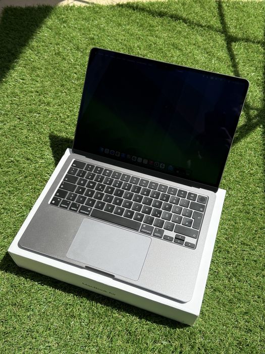 Macbook Air M3 16/256