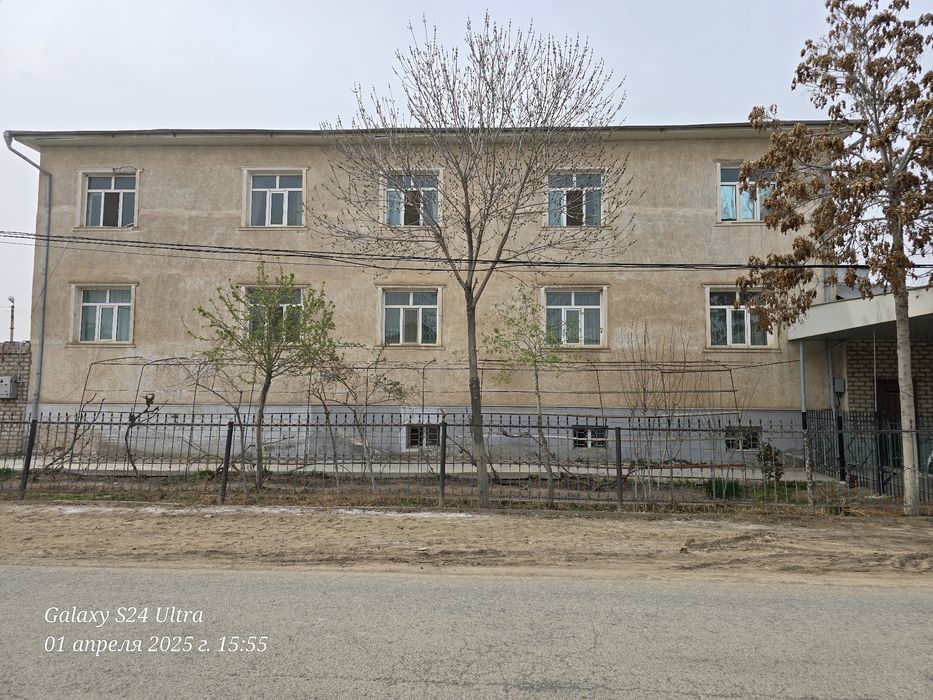 Продаётся очень большой дом можно под бизнес. Часный Детсад,  Школа.