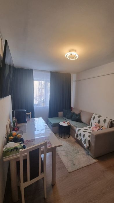 Apartament 3 camere Valea Rosie