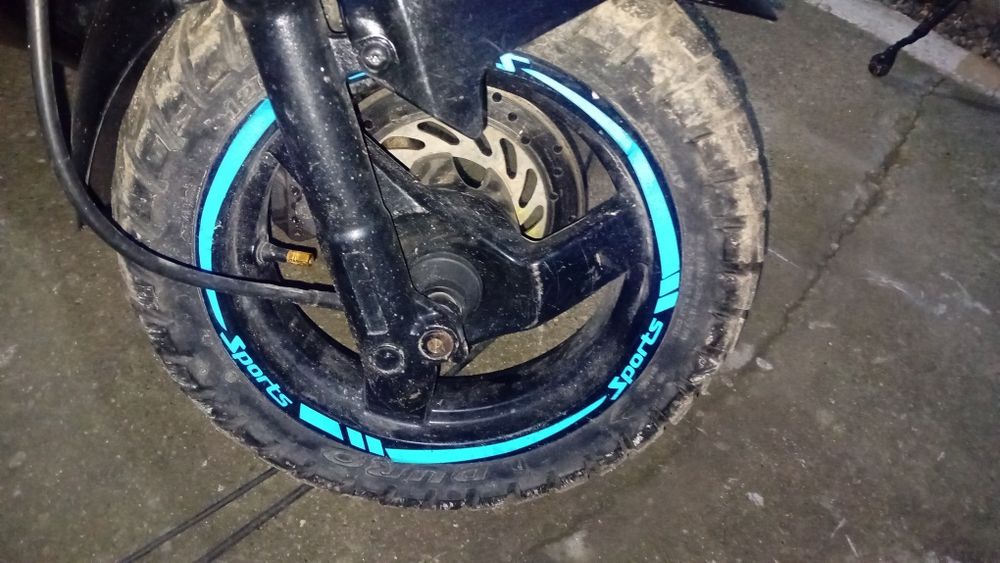 Se vinde  sau se dezmembrează scuter peugeot jet force 50cc