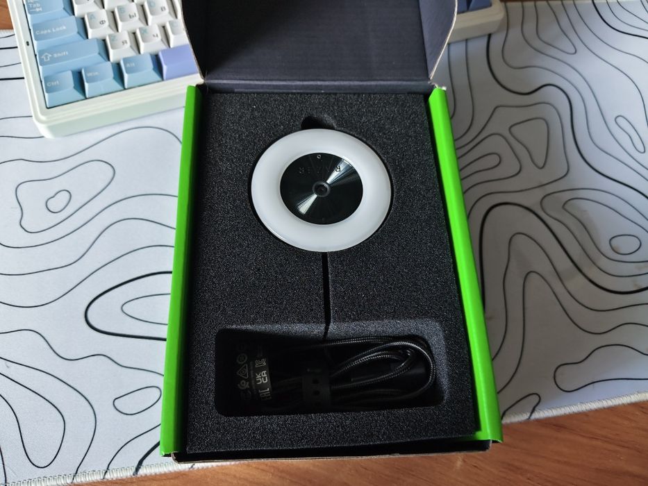 Продам Веб-Камера Razer Kiyo