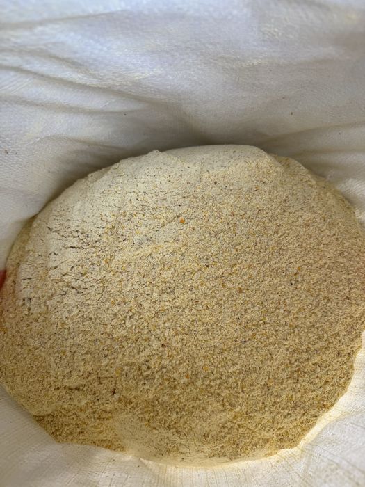 Комбикорм в мешках по 30 кг