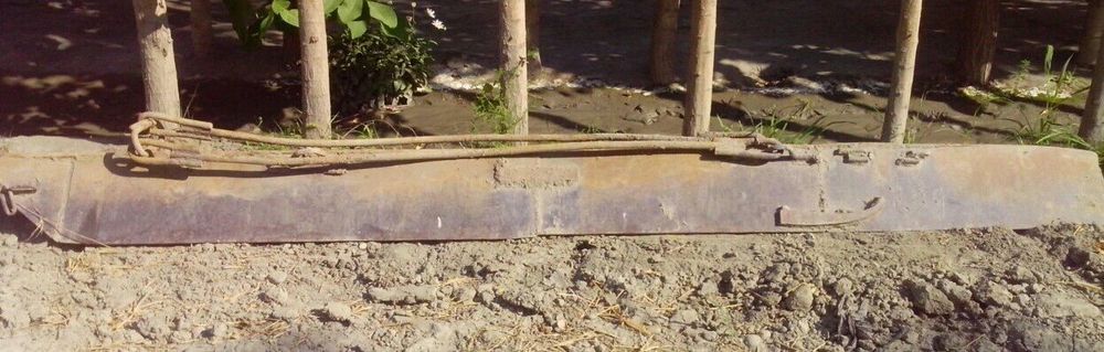 МТЗ 80.год выпуск 1991. Комплект прицеп, чизел, мола.