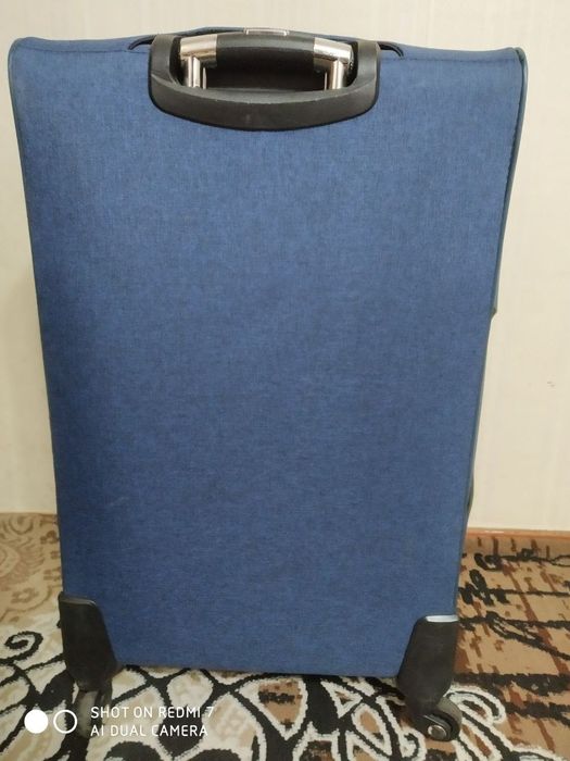 Чемодан большой матерчатый