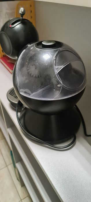 Продам кофемашину Nescafe Dolce Gusto