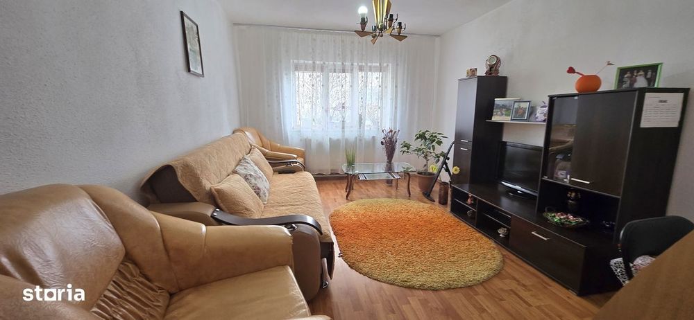 Comision zero la cumparator! Vanzare apartament 3camere micro 11