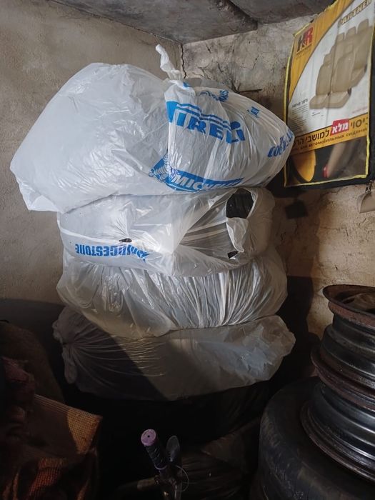 Продам зимнюю резину