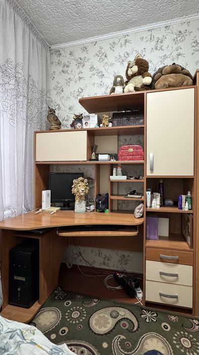 Продам уголок школьника