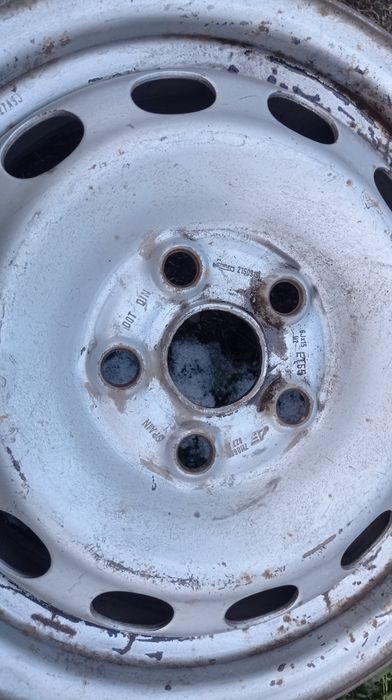 Продам 2 диска стояли на Фольксваген т4