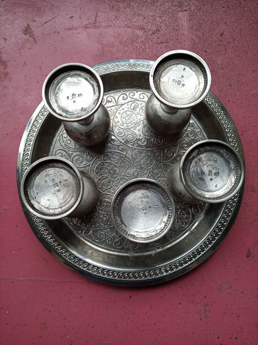 Сребърни чаши за. Колекционери