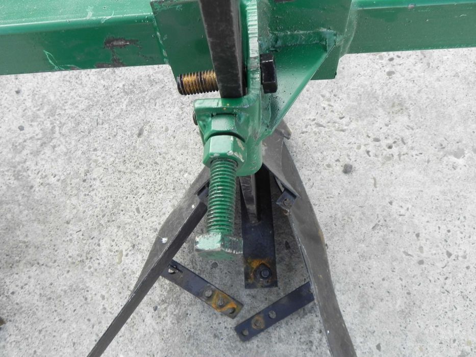 Rarita bilon pe 3 randuri pentru motocultor sau tractor mic