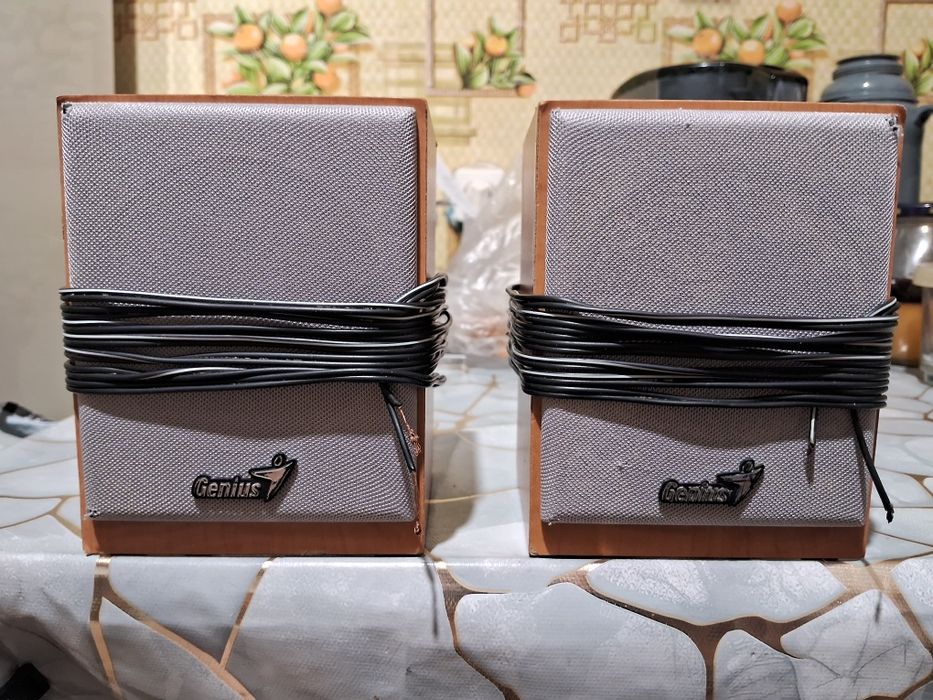 Сателлиты Genius