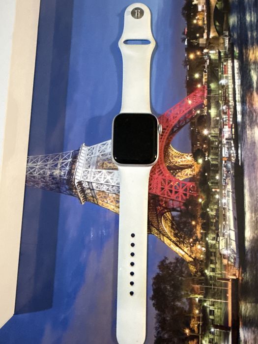 Apple Watch SE 2 Series , 40 mm