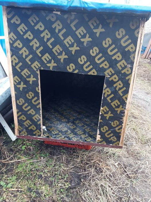 Продам будку собачью