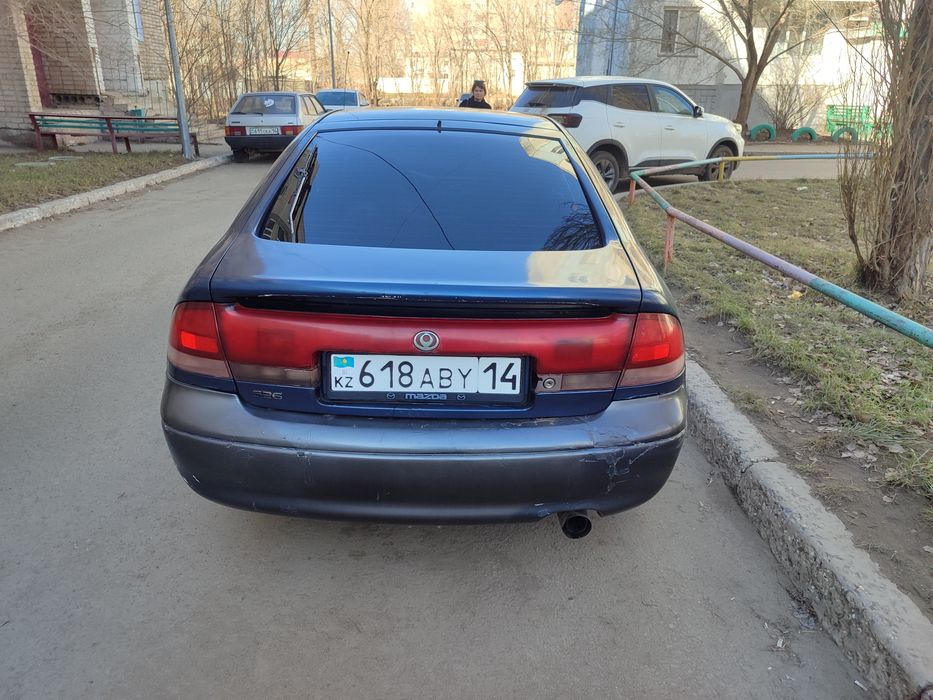 продам Мазда Кронос