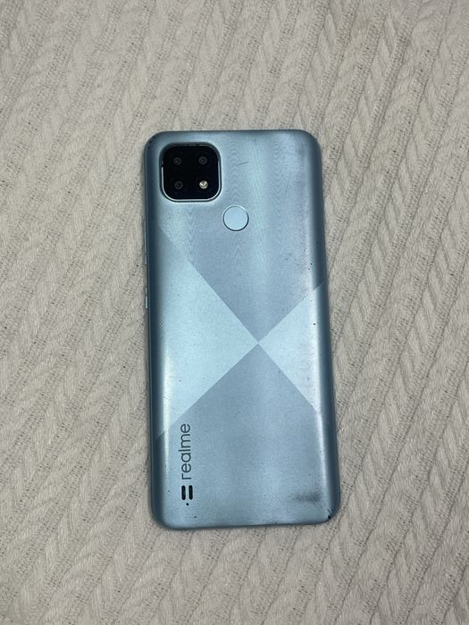 Realme C21.       .