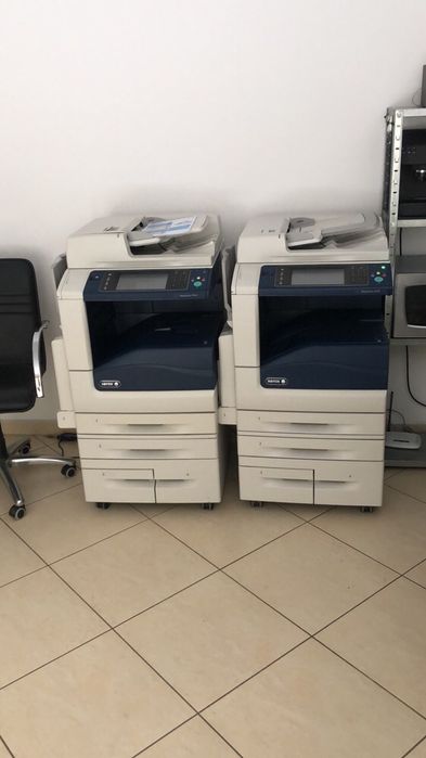 Цветна копирна машина Xerox
