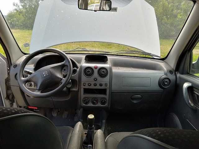 Пежо Партнер 1.6 ХДИ 2006  на ЧАСТИ