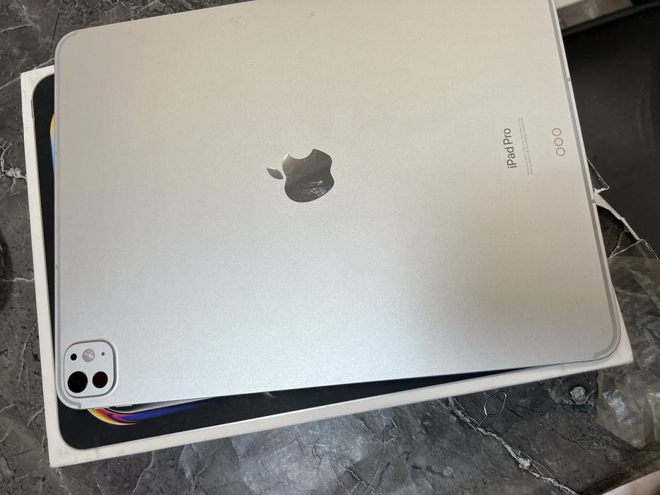 Apple Ipad Pro 7 поколение 13д. Wi-Fi p(г.Актау 7мкр 12дом) лот 951550