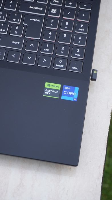 Laptop gaming I913900HX RTX4060 8GB 32GB RAM