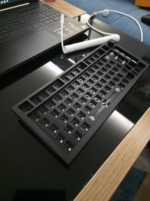 Glorious GMMK pro  основа