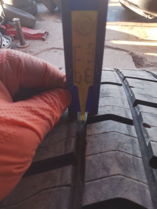 Anvelope Michelin trăgător 315/70r22.5