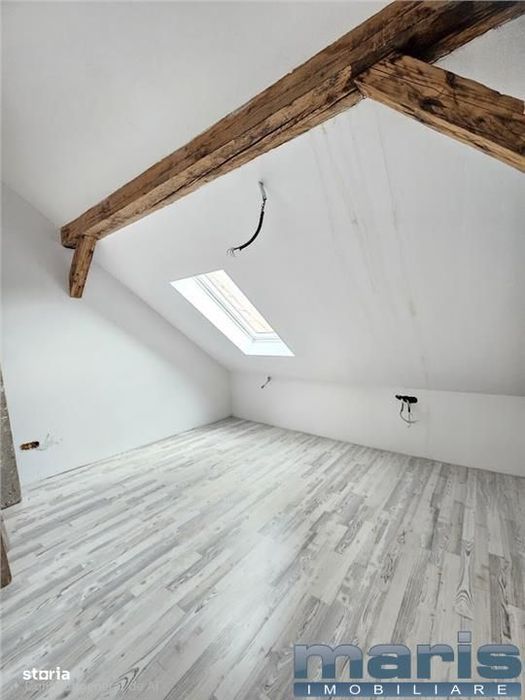 Apartament 3 camere 2 bai Ultracentral 95 mp la mansarda