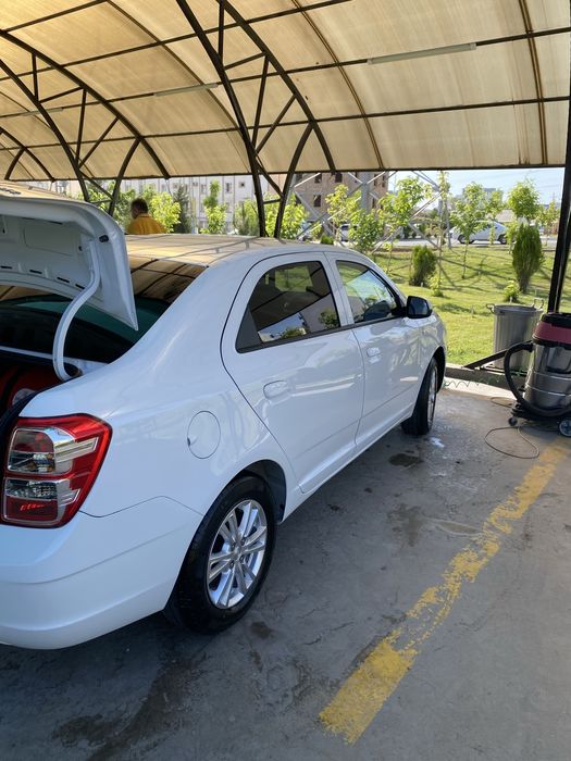 Chevrolet cobalt 2024