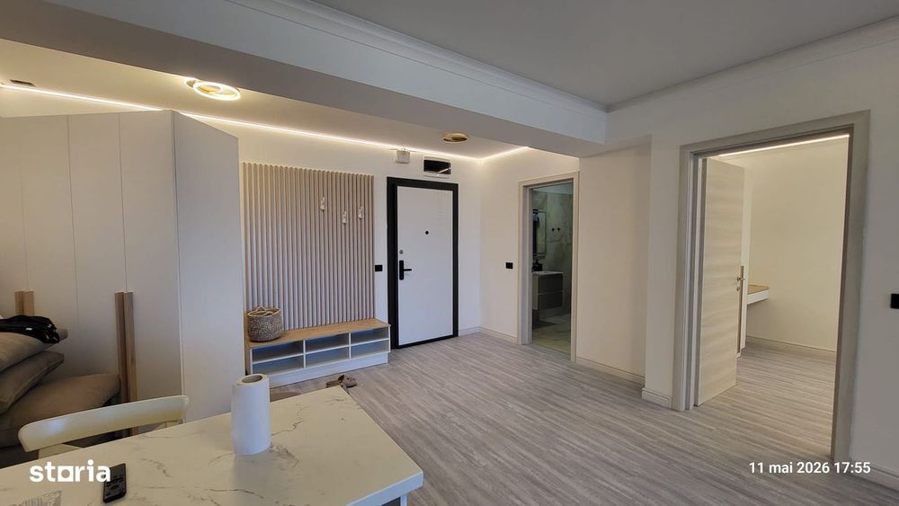 Apartament 2 camere White Titanic frontal la mare