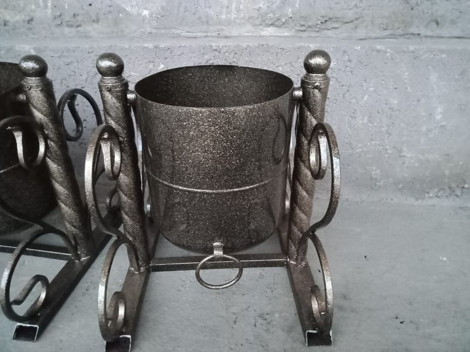 Мусорные баки, урны