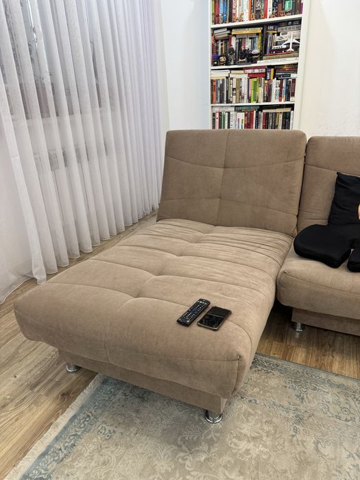 Продается диван в хорошем состоянии