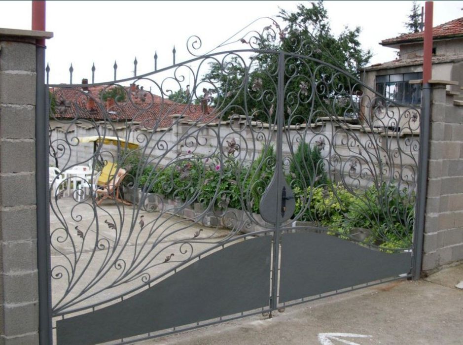 Врати ,ковано желязо