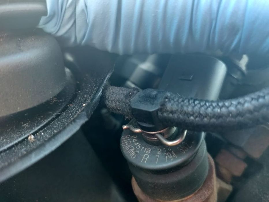 Injector / Injectoare BMW Seria 5 E60 2.5D M57 177cp 2003 - 2010 Cod Piesa : 0 445 110 212 / 7 794 652