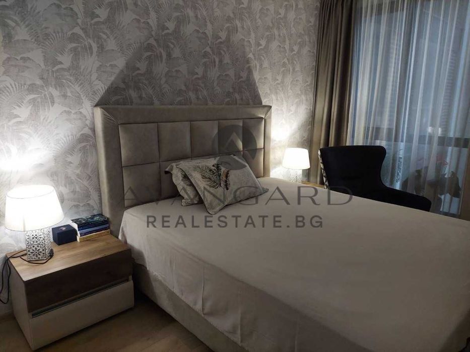 Продава се Двустаен апартамент в Пловдив, Център - 75 кв.м за 1387 €/кв.м - Снимка #9