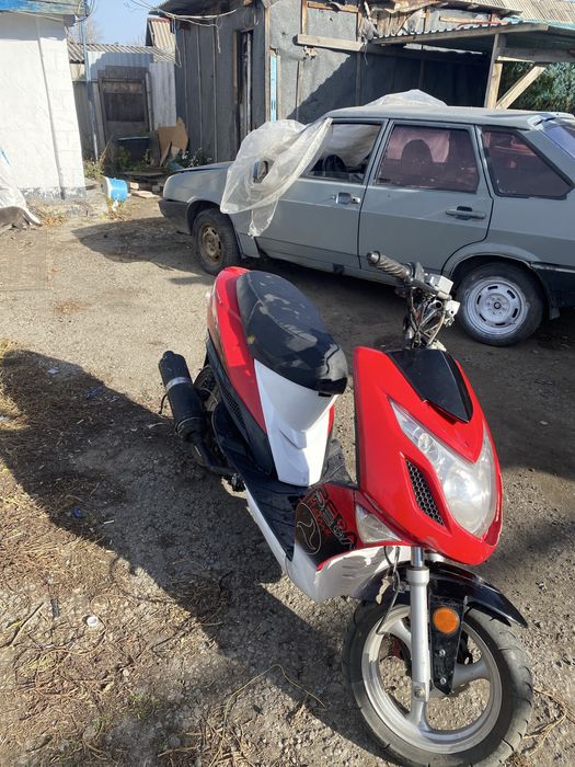 Продам скутер педа 150 куб