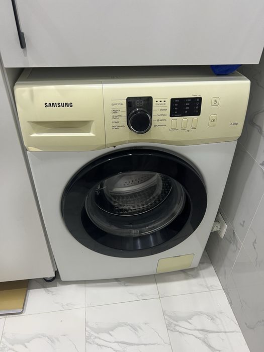 Продам стиральныю машинку