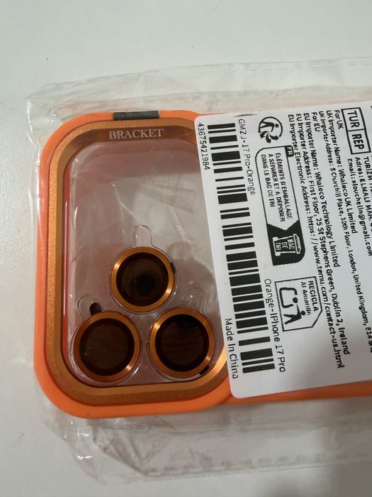 Кейс за iPhone 17 Pro